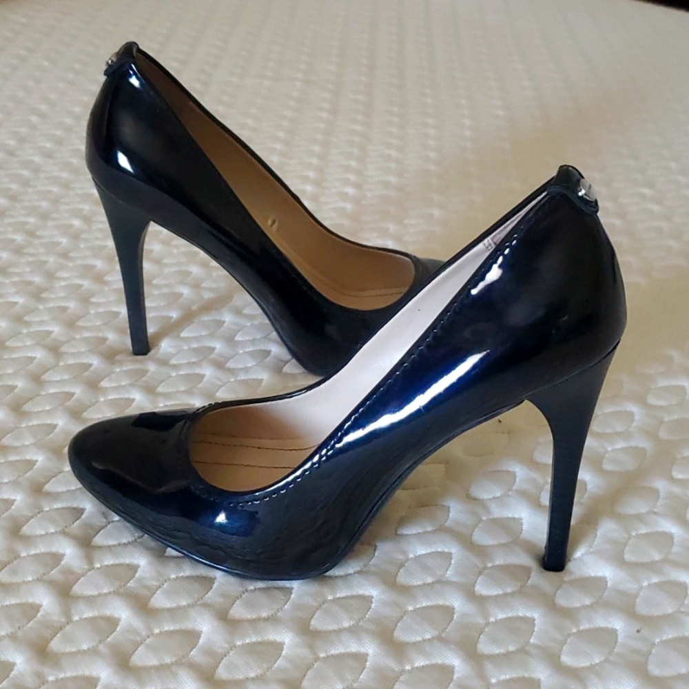 Calvin Klein Black Patent Leather Pumps Size 7